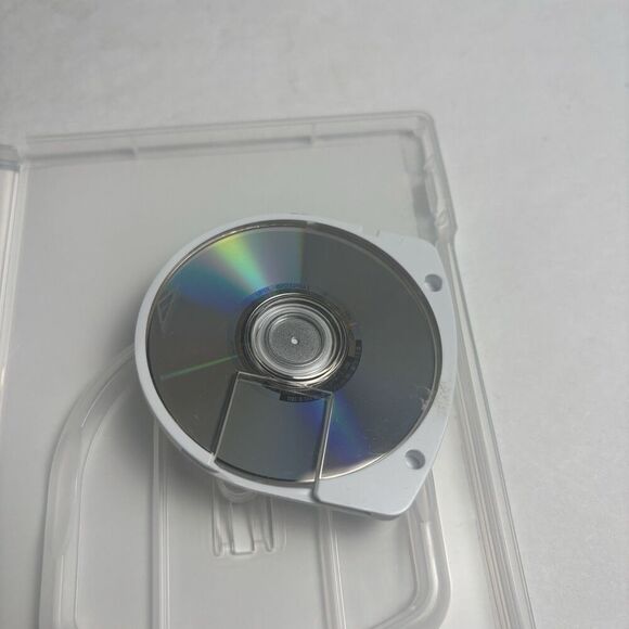 Tiger Woods PGA Tour 09 (Sony PSP, 2008) Complete CIB - Picture 3 of 5